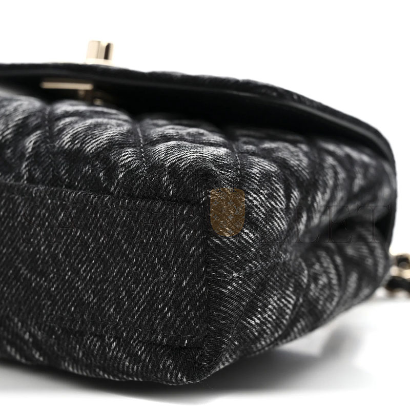 CHANEL MASTER CLUTCH WITH CHAIN AP4244 (14.5*11.5*5.5cm)